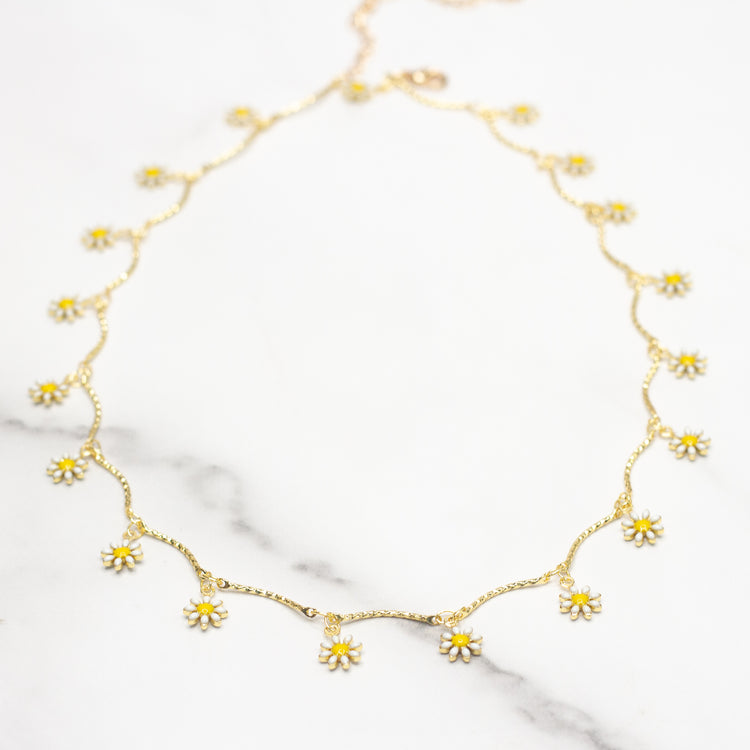 Daisy Necklace