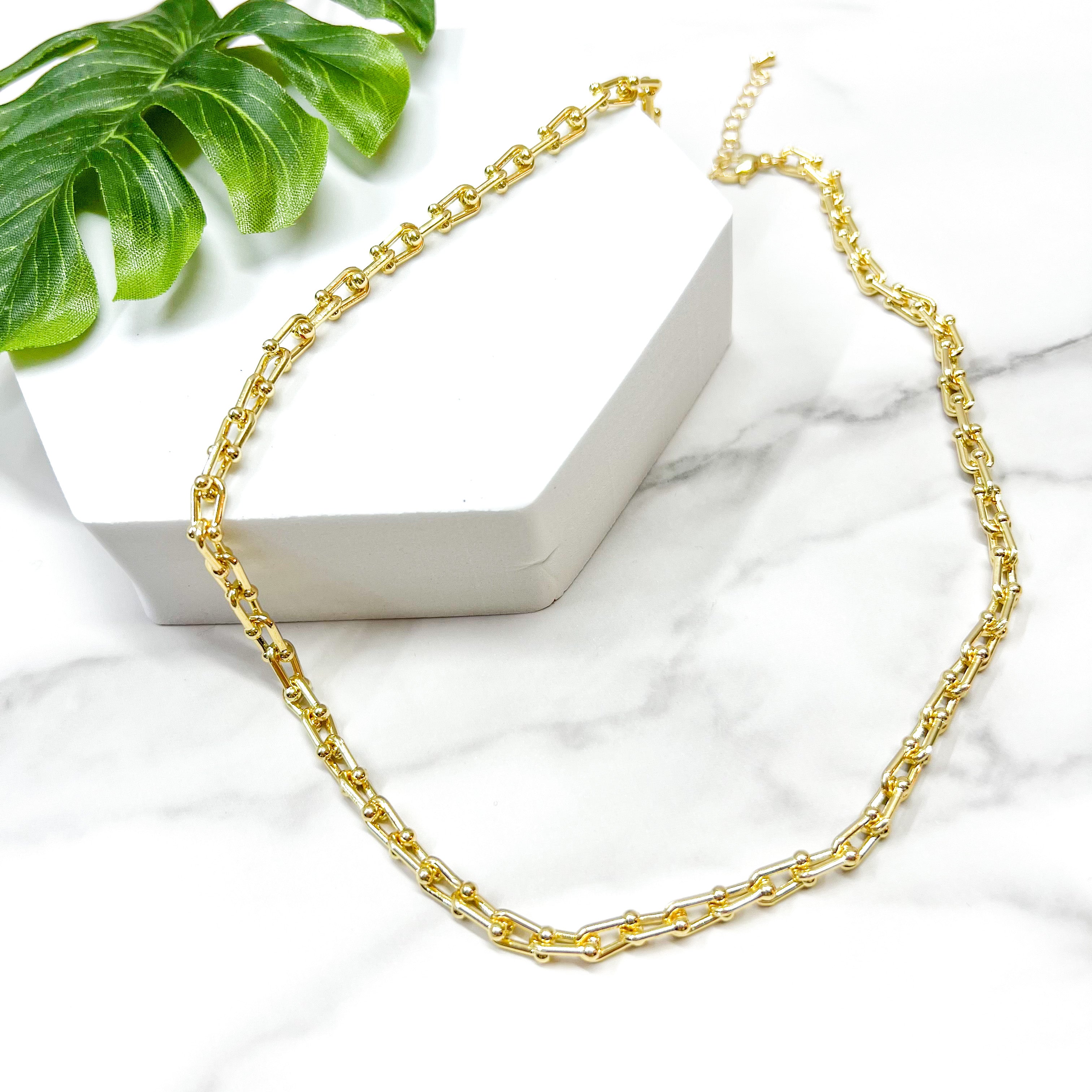 U link Necklace